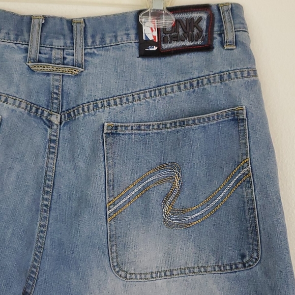 Boston Celtics NBA UNK Denim Shorts - 36 - Picture 11 of 14